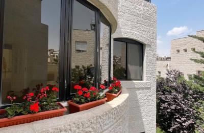 Modern 3-Bedroom Apartment in Abdoun, Amman