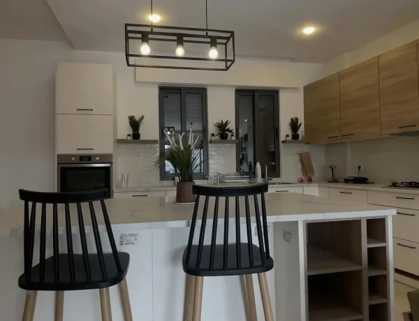 Cozy Apartment for Rent in Jabal Al-Weibdeh