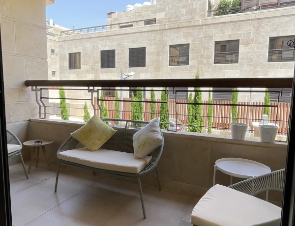 Spacious Apartment for Rent – Abdoun