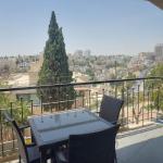 Modern Fully Furnished Apartment with Private Entrance for Rent – Al-Weibdeh