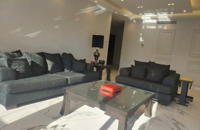 4-Bedrooms Apartment - 4th Circle,Amman
