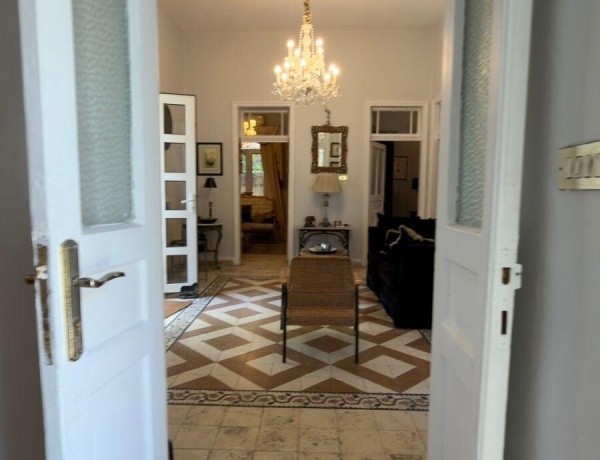 Heritage House for Rent in Jabal Amman | 2 Bedroom Historic Home Near Rainbow Street