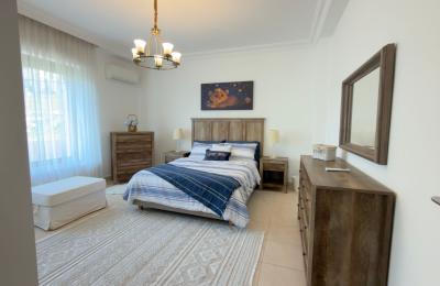 Spacious 4-Bedroom Luxury Apartment in Abdoun, Amman