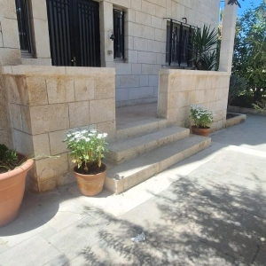 Charming 2-Bedroom Apartment for Rent in Jabal Al Weibdeh, Amman | Prime Location