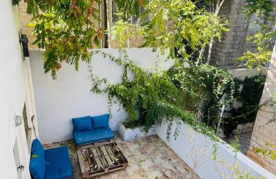 Cozy 1-Bedroom Apartment in Jabal Al Weibdeh | Prime Location & Urban Living