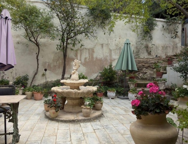 Heritage House for Rent in Jabal Amman | 2 Bedroom Historic Home Near Rainbow Street