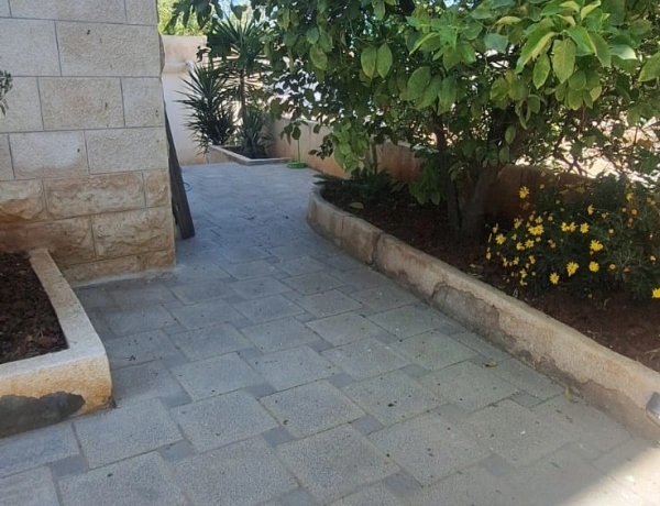 Charming 2-Bedroom Apartment for Rent in Jabal Al Weibdeh, Amman | Prime Location