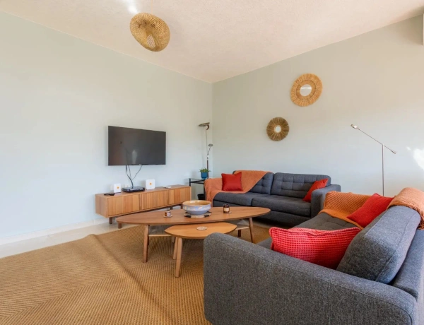 Fully Furnished 2-Bedroom Apartment for Rent in Weibdeh | Balcony, Parking, 142 sqm