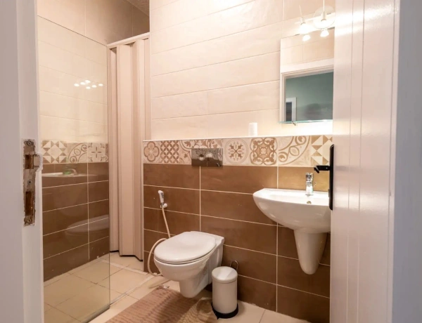 Fully Furnished 2-Bedroom Apartment for Rent in Weibdeh | Balcony, Parking, 142 sqm