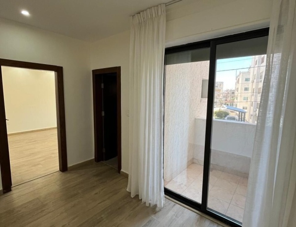 Luxury Renovated Villa for Sale Near US Embassy | 5 Bedrooms | 400 sqm