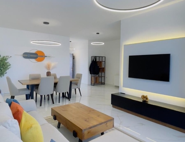 Apartment ‏for Rent in Fourth Circle | 3 Bedroom Apartment 135 sqm with Balcony