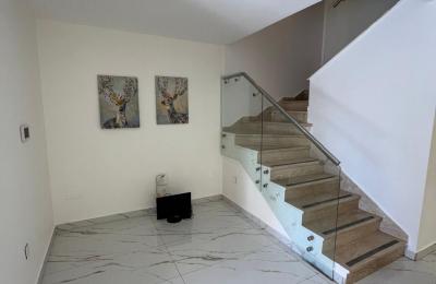 Luxury Renovated Villa for Sale Near US Embassy | 5 Bedrooms | 400 sqm