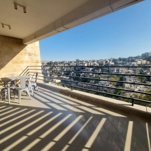 Spacious 2-Bedroom Apartment with Balcony & Parking for Rent in Jabal Al Weibdeh | 140 m²