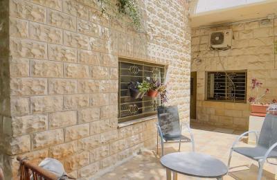 Stylish Apartment for Rent with Private Terrace – Modern Living & All-Inclusive Services