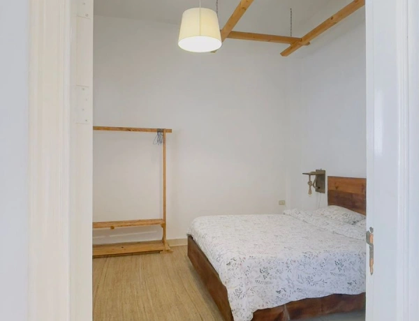 Apartment for Rent in Jabal Al Lweibdeh | 1 Bedroom | 60 sqm