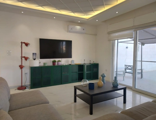Luxury 3-Bedroom Duplex with Terraces for Rent in Jabal Al Weibdeh | 412 m²