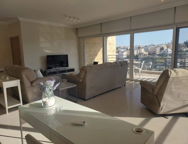 Spacious 2-Bedroom Apartment with Balcony & Parking for Rent in Jabal Al Weibdeh | 140 m²