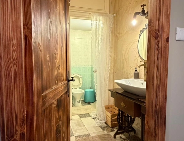 2-Bedroom Apartment for Rent in Jabal Al Weibdeh | 170 sqm with Terrace & Private Garden