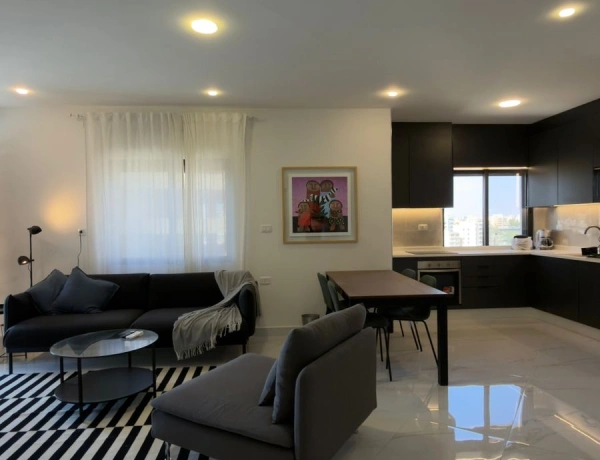 Modern 2-Bedroom Apartment with Terrace for Rent in Jabal Amman – Near Second Circle