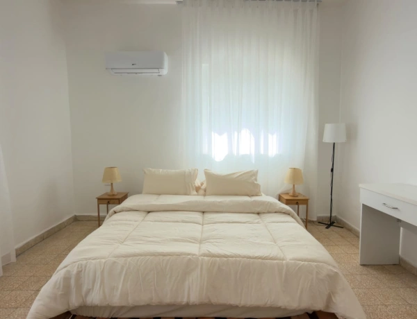 Apartment for Rent in Jabal Al Lweibdeh | 2 Bedrooms | 120 sqm with Balcony