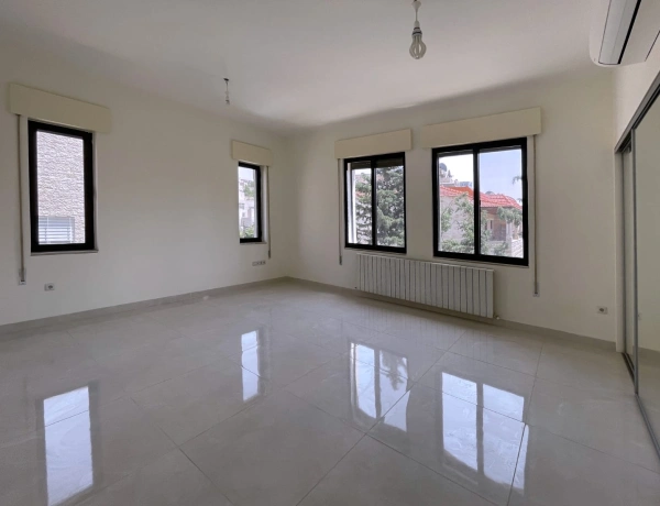 Spacious Newly Renovated 3-Bedroom Villa Apartment for Rent in Central Abdoun, Amman