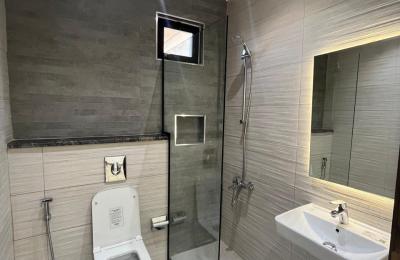 Luxury Renovated Villa for Sale Near US Embassy | 5 Bedrooms | 400 sqm