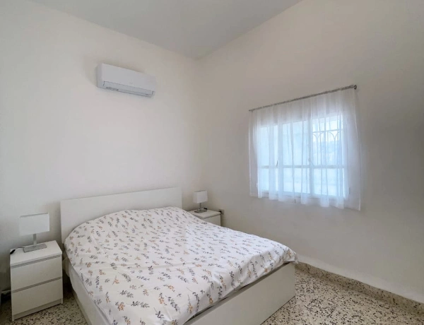 Charming 3-Bedroom Apartment for Rent in Jabal Al Lweibdeh with Citadel Views