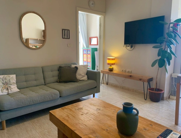 90 sqm Top Floor 2-Bedroom Apartment with Rooftop Access & Panoramic Views