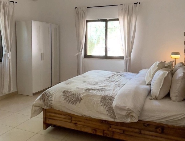 Apartment for Rent in Jabal Al Lweibdeh | 2 Bedrooms + Large Terrace + AC