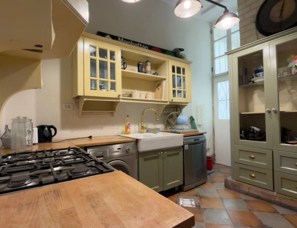 Three Bedroom Heritage House for Rent in Jabal Amman | Historic Home Near Rainbow Street