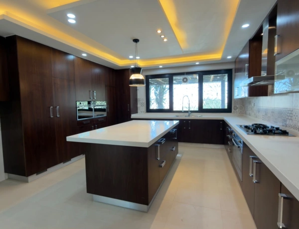 Luxury Ground Floor Apartment for Sale | 3 Bedrooms, Private Garden & Premium Finishes | 320 m²
