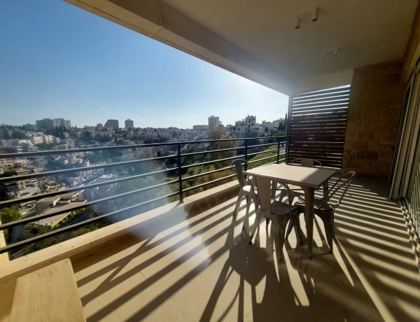 Spacious 2-Bedroom Apartment with Balcony & Parking for Rent in Jabal Al Weibdeh | 140 m²
