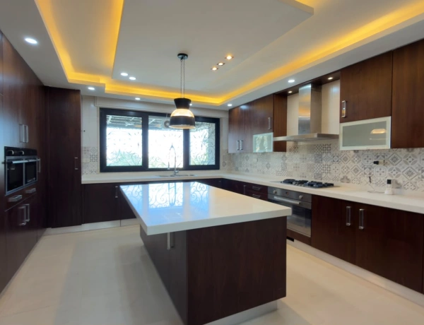 Luxury Ground Floor Apartment for Sale | 3 Bedrooms, Private Garden & Premium Finishes | 320 m²