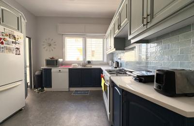 North Abdoun Furnished 3 Bedroom Flat for Annual Rent