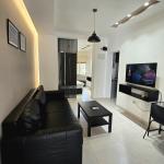 Suite with Shared Garden @ No7 Boutique Apartments | All services included in rent