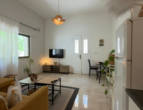 Beautiful 1 -Bedroom Apartment for Rent in the Heart of Amman