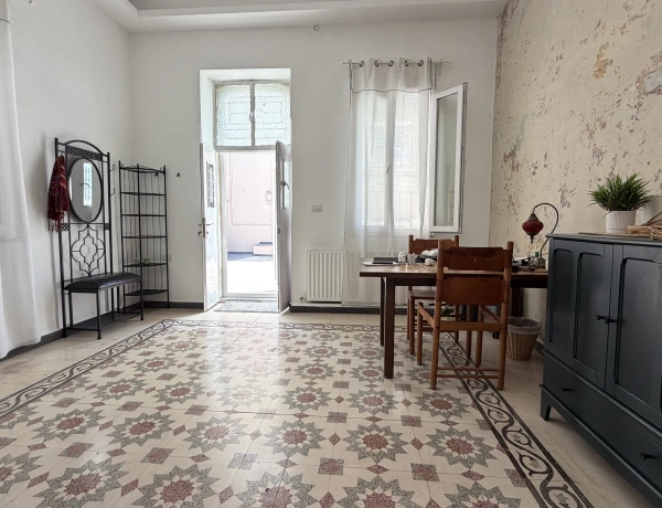 Charming Heritage House for Rent in Jabal Al-Weibdeh | 2 Bedrooms, Spacious Terrace & Expansion Potential