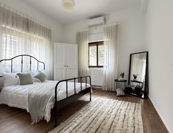 3-Bedroom Apartment in Jabal Al-Weibdeh | 2 Bathrooms | Near Paris Square | Amman