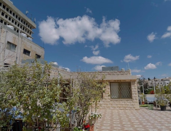One-Bedroom Rooftop Apartment – Jabal Al-Weibdeh, Amman