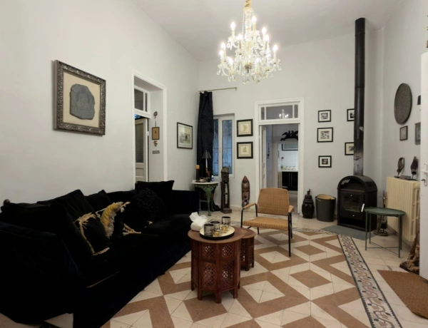 Heritage House for Rent in Jabal Amman | 2 Bedroom Historic Home Near Rainbow Street