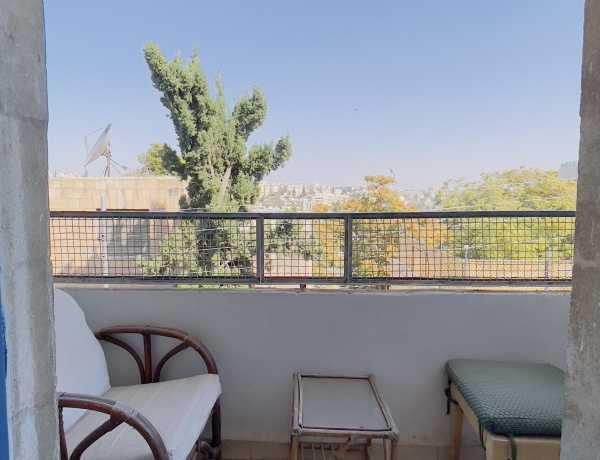 Furnished apartment in Jabal Amman – 1st Circle