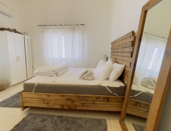 Apartment for Rent in Jabal Al Lweibdeh | 2 Bedrooms + Large Terrace + AC