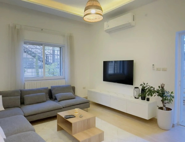 Charming Garden Apartment in the Heart of Jabal Al-Weibdeh