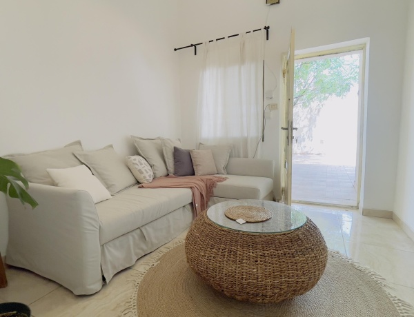 Apartment for Rent in Jabal Al Lweibdeh | 2 Bedrooms + Large Terrace + AC