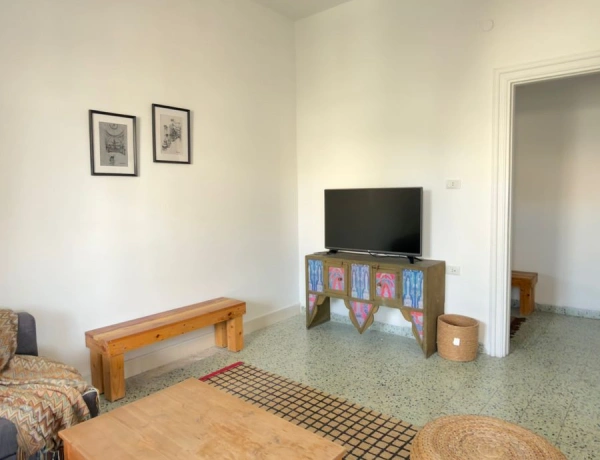 Charming 2-Bedroom Apartment for rent in Jabal Al Weibdeh | Prime Location in Amman