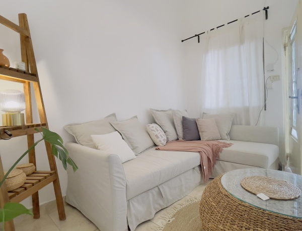 Apartment for Rent in Jabal Al Lweibdeh | 2 Bedrooms + Large Terrace + AC