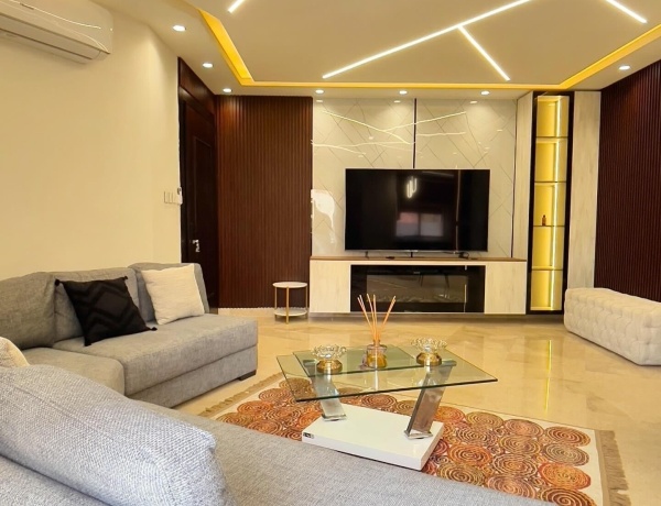 Fully Furnished 1-Bedroom Apartment for Rent in Deir Ghbar – Amman