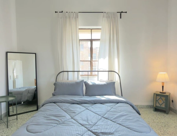 Charming 2-Bedroom Apartment for rent in Jabal Al Weibdeh | Prime Location in Amman