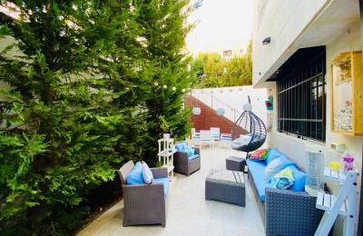 2-Bedroom Apartment with Private Garden in Abdoun – Near Taj Mall